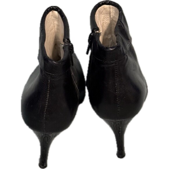 Andrew Geller Krypton Ankle Boots Black Leather Pointed Toe Sz 7 M - Picture 4 of 7